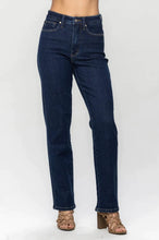 Load image into Gallery viewer, JUDY BLUE HIGH RISE TUMMY CONTROL CLASSIC STRAIGHT JEANS
