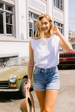 Load image into Gallery viewer, CARLEY DENIM SHORTS
