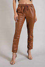 Load image into Gallery viewer, LEATHER JOGGER PANTS - COCO
